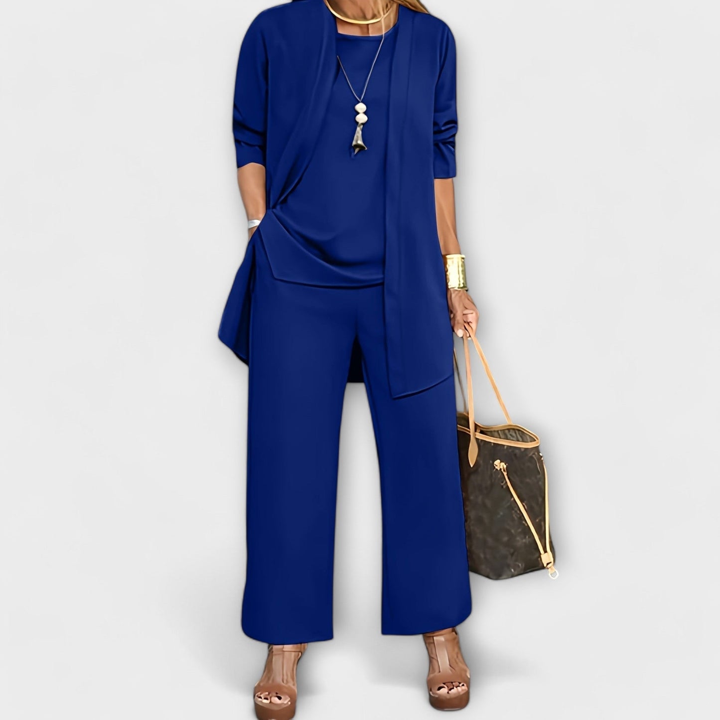 Lora - Casual Three-Piece Outfit