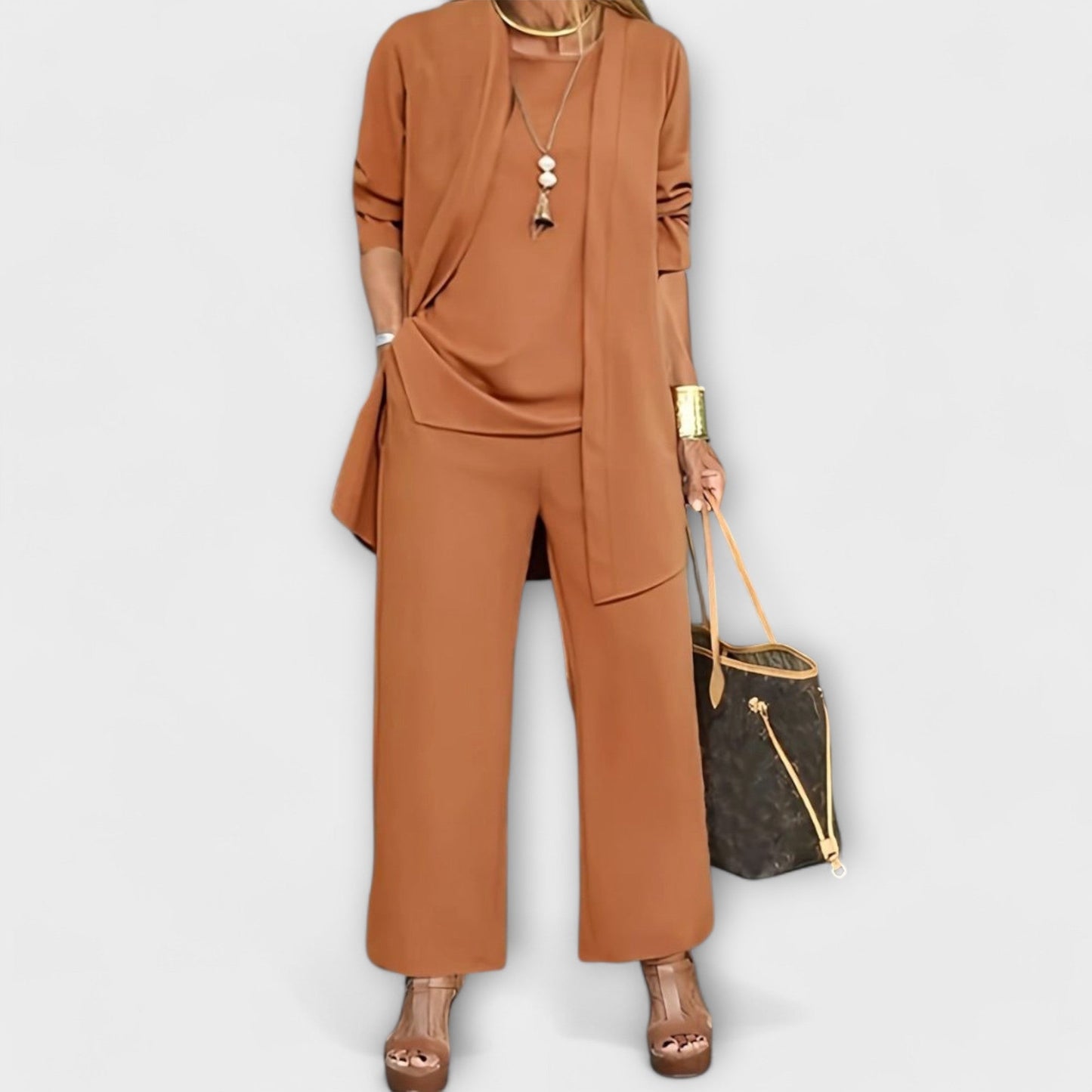 Lora - Casual Three-Piece Outfit